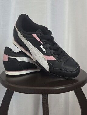 Puma Girls' Black and Pink Low-Top Athletic Sneakers